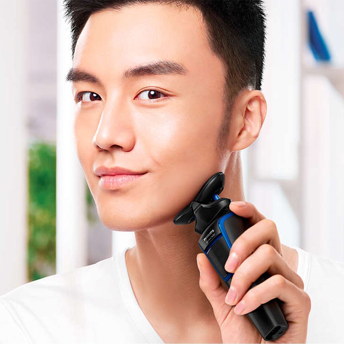 剃须刀 飞利浦s528/02干湿两用全身水洗旋转式刮胡刀电动剃须刀