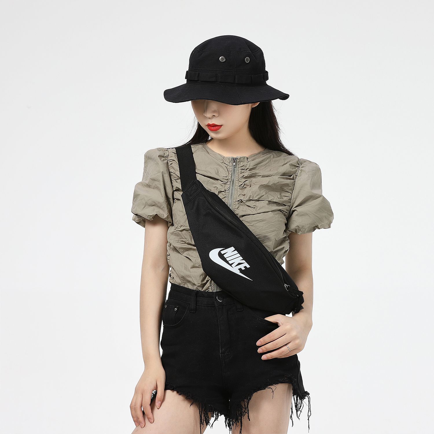 耐克 NIKE男女通款腰包HERITAGE 运动包 DB0490-010