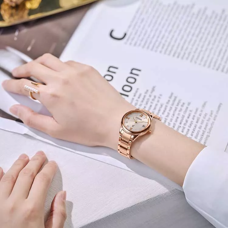 西铁城CITIZEN xC系列光动能时尚优雅女表EO1232-56W/EO1234-51A