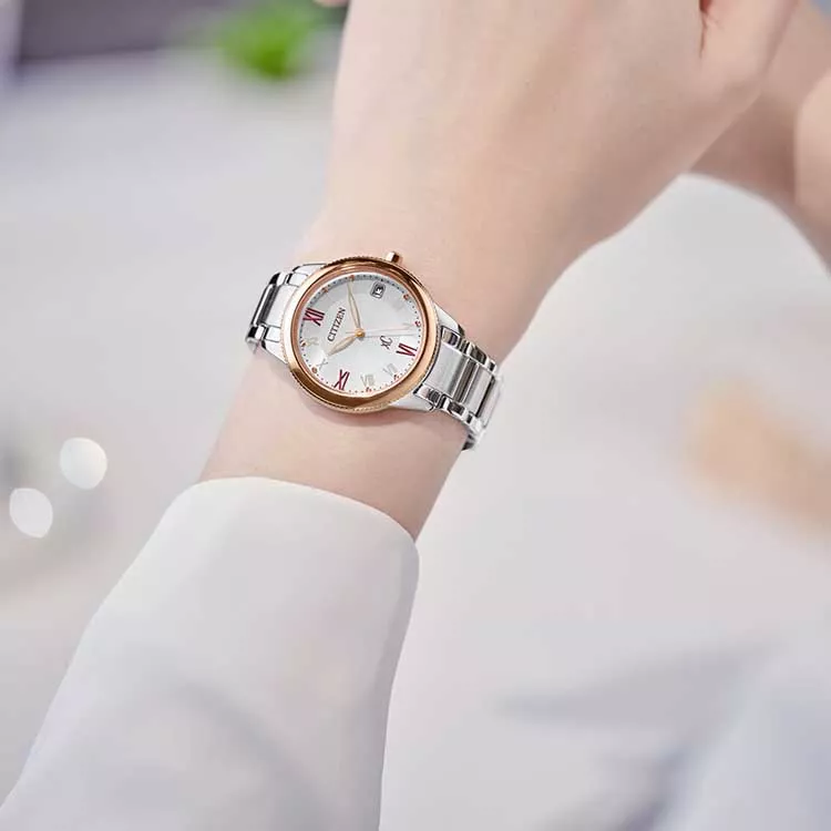西铁城CITIZEN xC系列光动能时尚优雅女表EO1232-56W/EO1234-51A