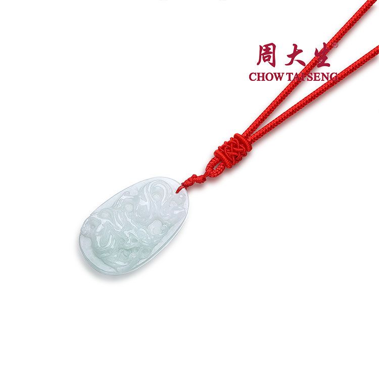 周大生 龙翔九天 翡翠小龙牌吊坠
